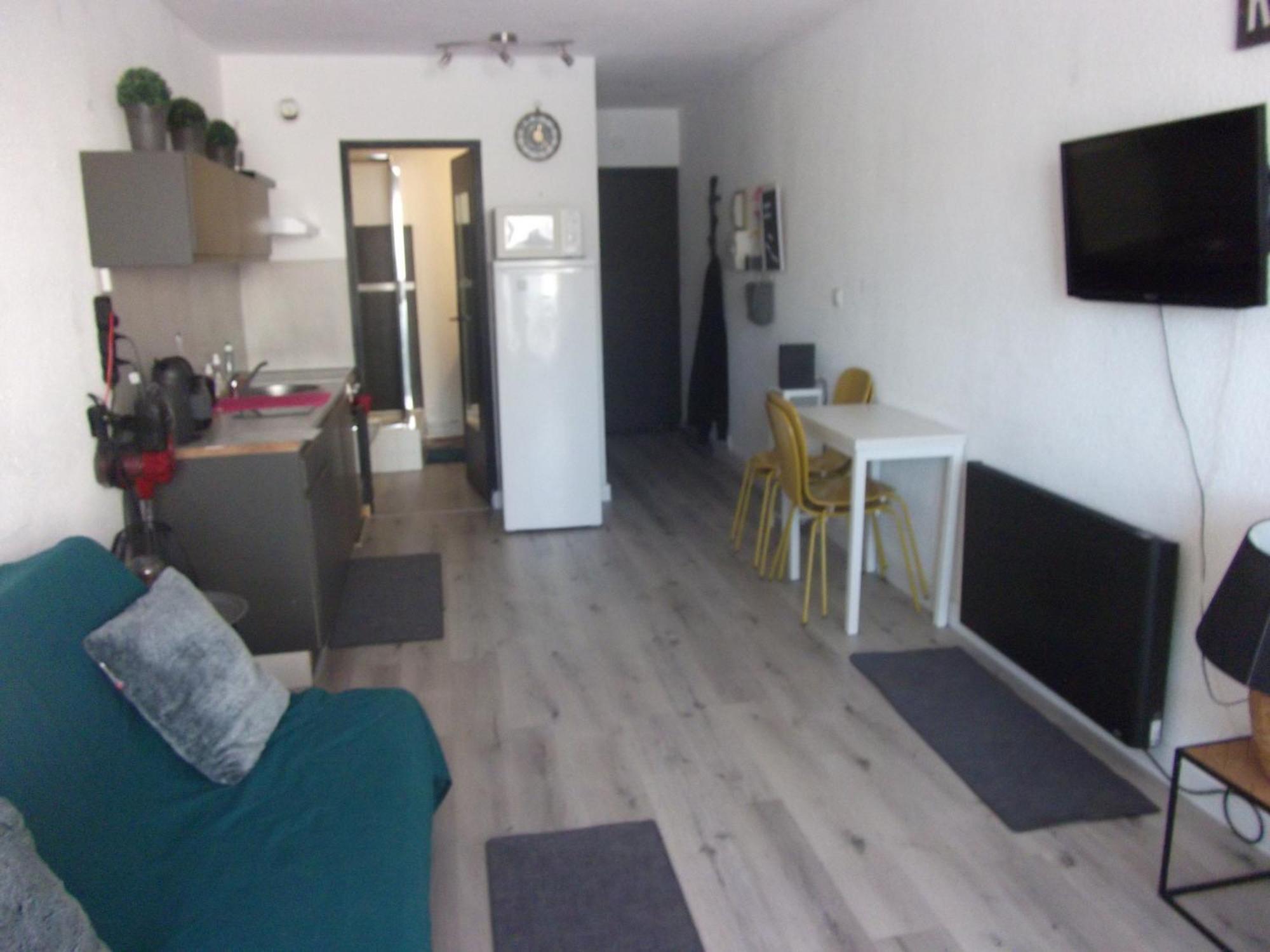 Studio Sur Le Port, Climatisation, Wifi, Piscine, Lave-Linge Gruissan Exterior photo